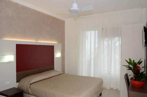 Hotel Lido Mazzini Loano Exterior photo