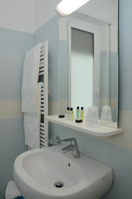 Hotel Lido Mazzini Loano Room photo